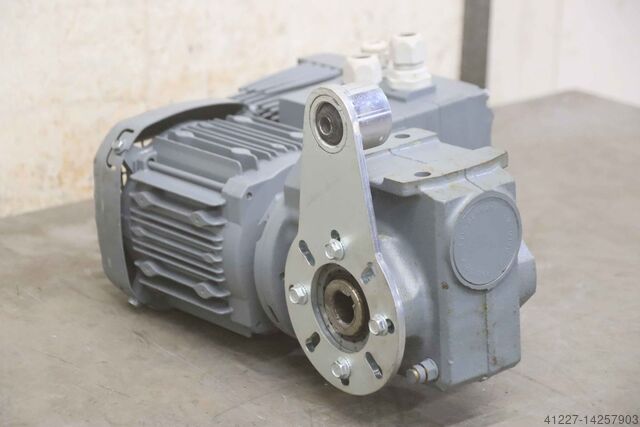 Geared motor 0.55/0.055 kW 596 - 123 rpm SEW-Eurodrive SA37 DRS71S4/MM07 MM07D-503-00