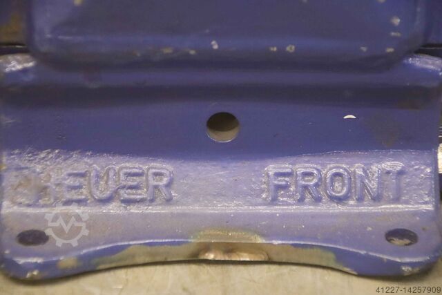 Bench vice 135 mm Heuer Front Spannweite 230 mm
