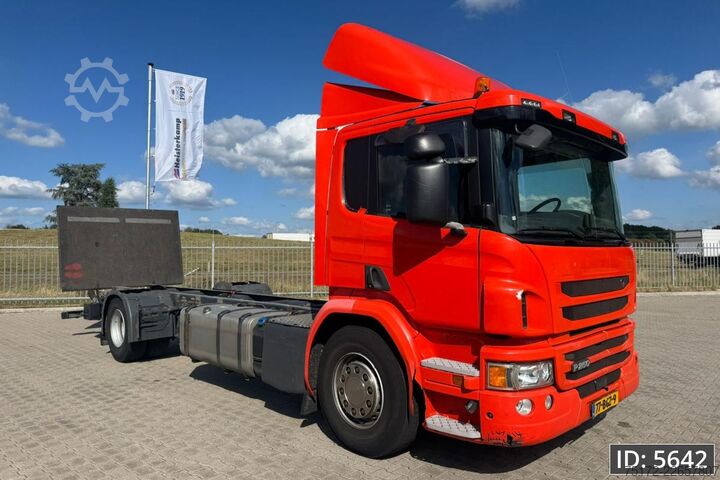 Chassis with cab Scania P250 Day Cab, Euro 6, / Taillift / 750cm chassis