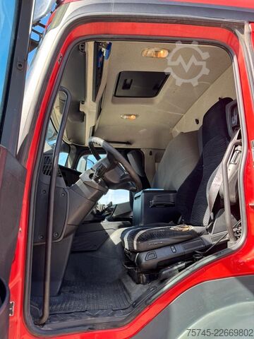 Refrigerated truck MERCEDES-BENZ ANTOS 2536 KÜHLKOFFER / LBW / CARRIER / 9,00M /