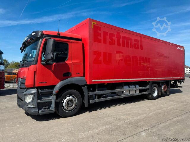 Refrigerated truck MERCEDES-BENZ ANTOS 2536 KÜHLKOFFER / LBW / CARRIER / 9,00M /
