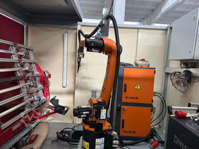 Industrial robot KUKA 6 R1820
