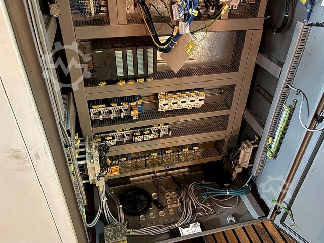 Vertical machining center DECKEL MAHO DMC 63 V