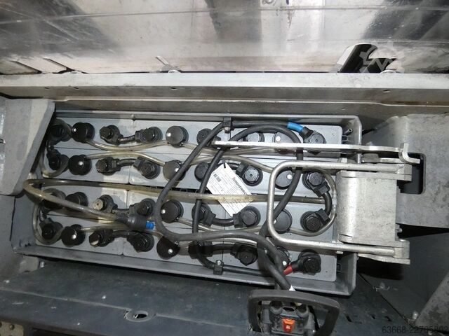 Deichselstapler Jungheinrich EJC 212