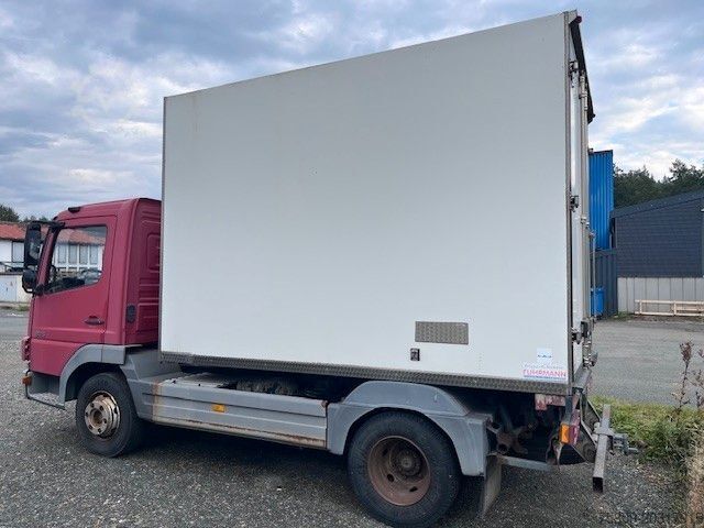 Kühltransporter MERCEDES-BENZ 815 Thermoking mit Rohrbahnen TÜV NEU