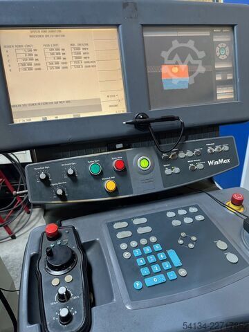 Vertikales Bearbeitungszentrum Hurco VMX 24 i