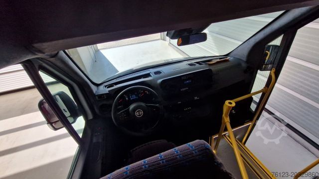 Minibus MERCEDES-BENZ Elektro Heckniederflur Bestellfahrzeug