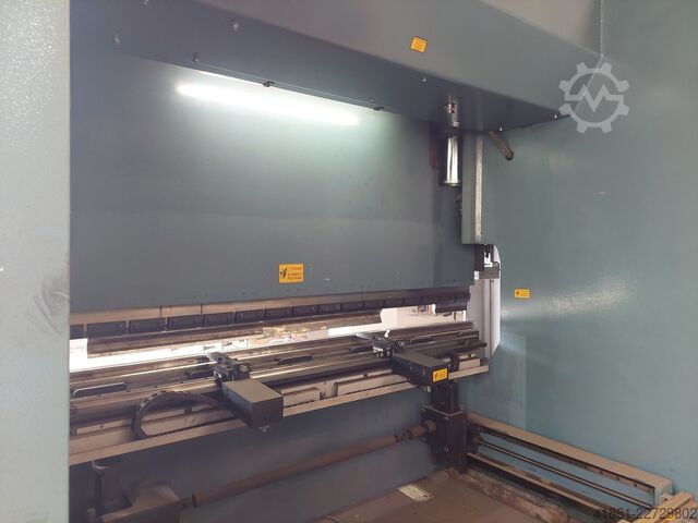 Hydr.-CNC-Abkantpresse DURMA AD-S 30 - 320