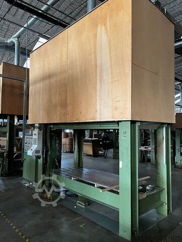 SECOND-HAND BENDING PRESS LEADER 100T/PS