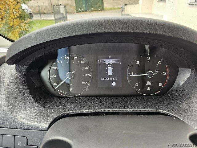 High top van Fiat Ducato 35 Automatik AT L2H2 Voll-LED 260°