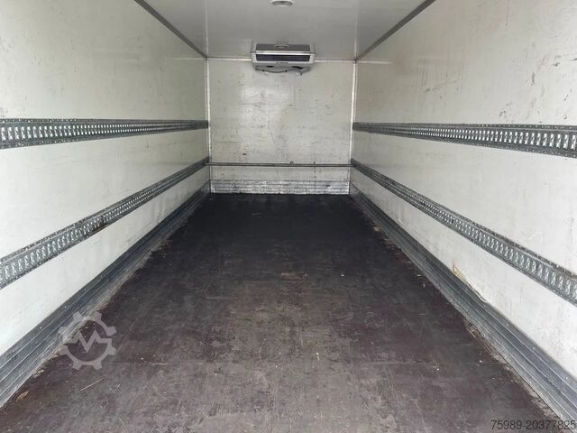Kühl-/Tiefkühltransport MAN TGL 12.220 Cool truck. Thermo King V300