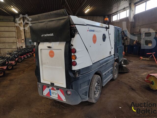 Kehrmaschine  Aebi Schmitd eSwingo 200+