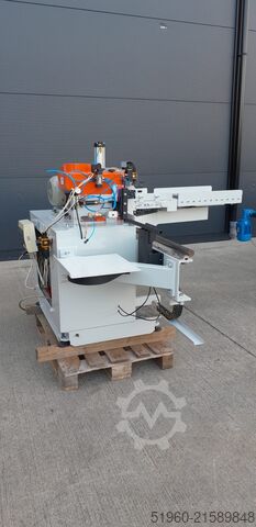 Holzverbindungslinie Lisy-Dvorak/HIKEV Mernokiroda