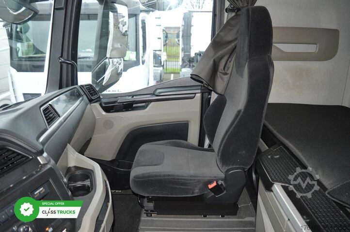 Standard tractor unit MAN TGX 18.470 GX