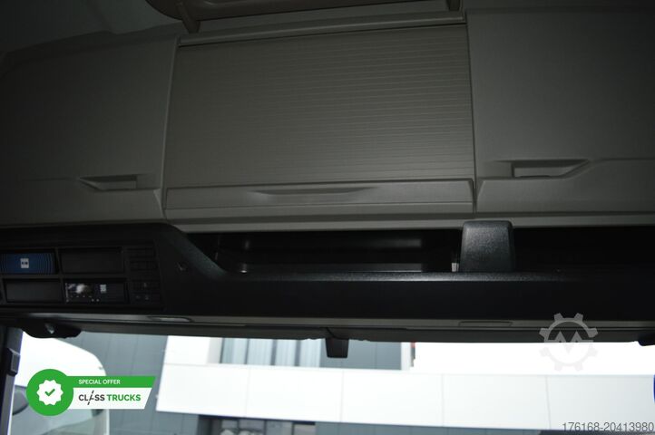 Standard tractor unit MAN TGX 18.470 GX