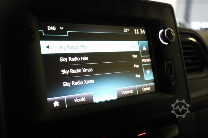 Delivery van Renault Master 2.3 dCi 135PK L3H3 - EURO 6 - Airco - Na...