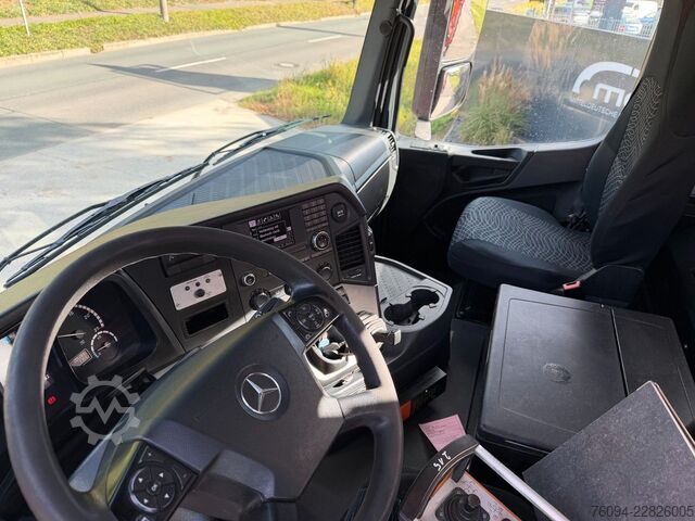 Kipper LKW MERCEDES-BENZ Arocs 2642 6x4 Meiller Kipper KRAN FUNK