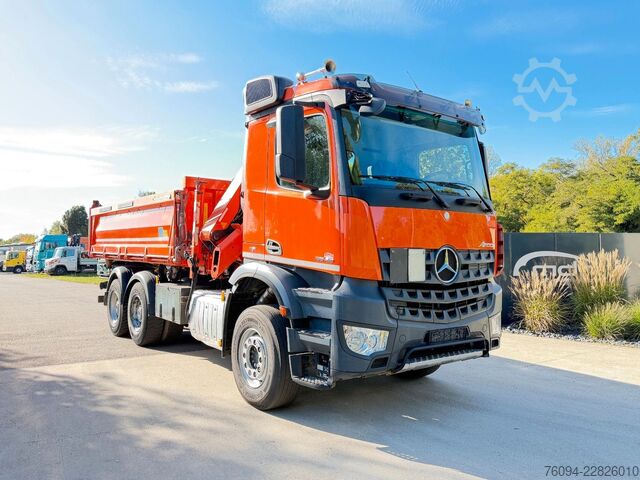 Dreiseitenkipper LKW MERCEDES-BENZ Arocs 2642 6x4 Meiller Kipper KRAN FUNK