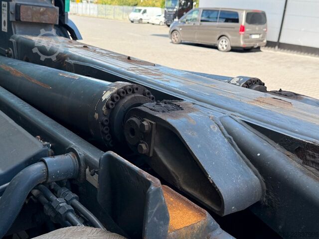Abrollkipper MERCEDES-BENZ Arocs 2645 6x4 Abrollkipper MEILLER Blatt Luft