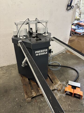 Corner crimping machine Pressta Eisele Pressta 2000