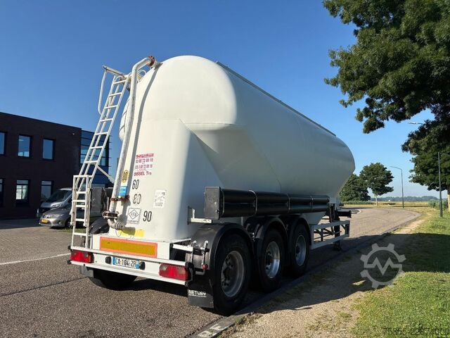 Silo Feldbinder Silo 40M3 / BPW Axles / Discbrakes