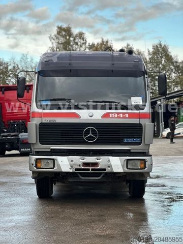 Kipper LKW MERCEDES-BENZ 1944 s 6x2 DSK Hiab-Ladekran
