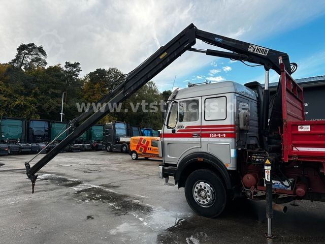 Kipper LKW MERCEDES-BENZ 1944 s 6x2 DSK Hiab-Ladekran