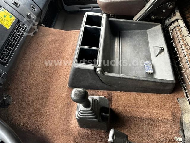 Kipper LKW MERCEDES-BENZ 1944 s 6x2 DSK Hiab-Ladekran