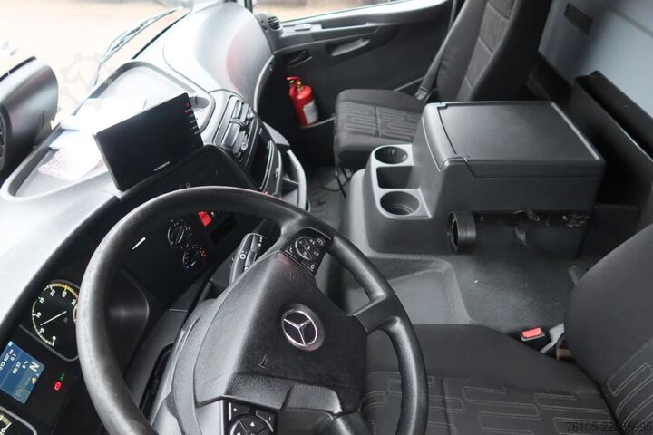 Box body Mercedes-Benz Atego 1218 Bakwagen + Laadklep DHollandia 1500kg