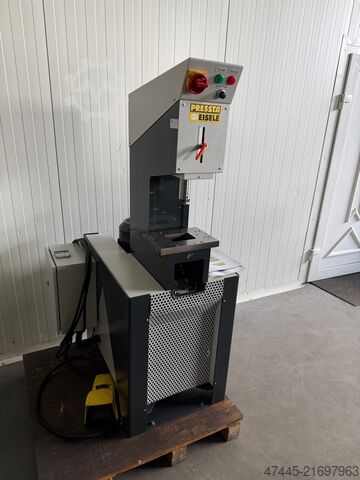 Stanze Pressta Eisele Dyno 15