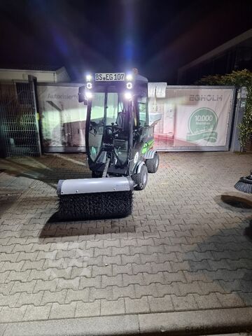 Winter service equipment  