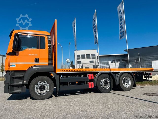 LKW mit Tankaufbau MAN TGS 26.430/Pritsche6,10m/Lenkachse/ADR/NL16,4 to