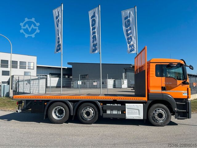 LKW mit Tankaufbau MAN TGS 26.430/Pritsche6,10m/Lenkachse/ADR/NL16,4 to