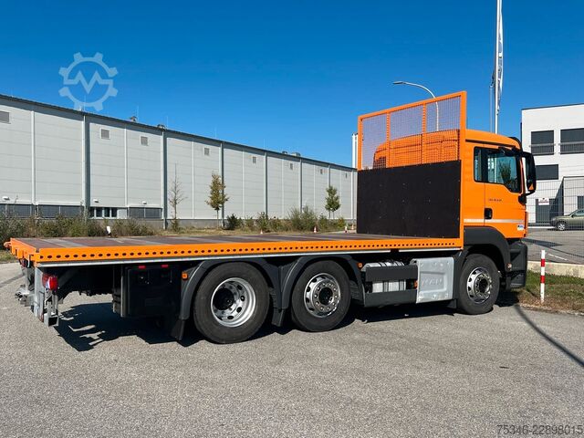 LKW mit Tankaufbau MAN TGS 26.430/Pritsche6,10m/Lenkachse/ADR/NL16,4 to