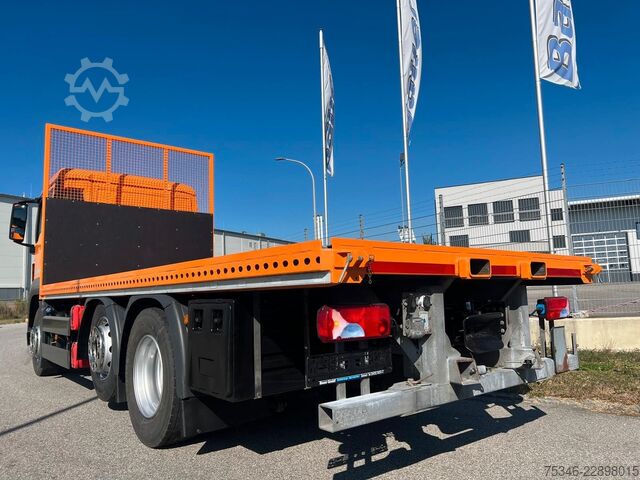 LKW mit Tankaufbau MAN TGS 26.430/Pritsche6,10m/Lenkachse/ADR/NL16,4 to