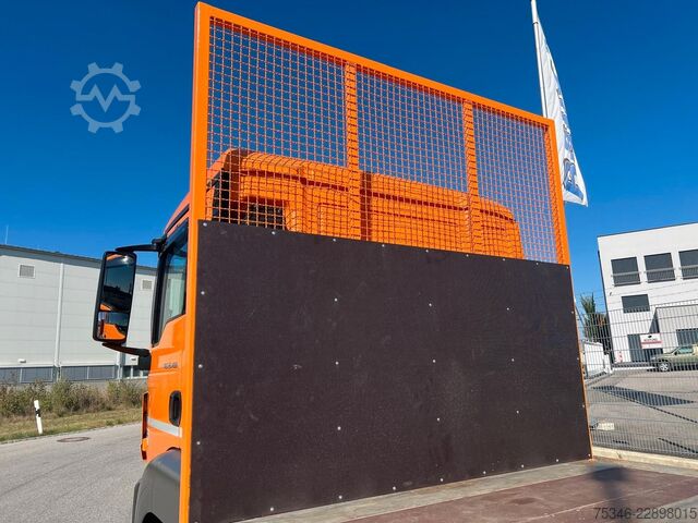 LKW mit Tankaufbau MAN TGS 26.430/Pritsche6,10m/Lenkachse/ADR/NL16,4 to