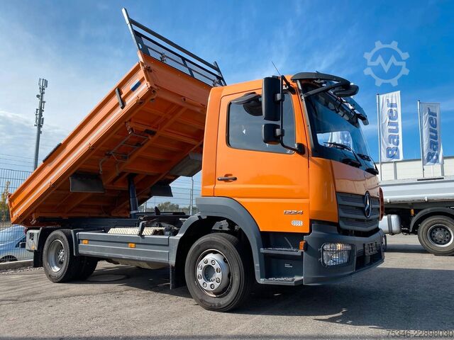 Dreiseitenkipper LKW MERCEDES-BENZ 1224 Meiller Kipper/2 x AHK/NL 5,7 to/Nur 11 tkm