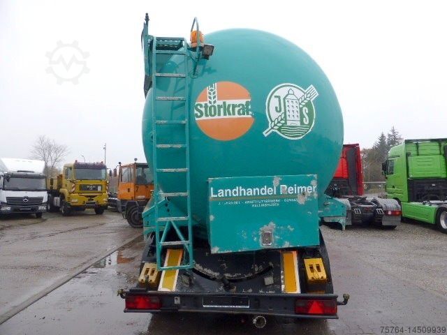 Silo semitrailer  51m³ Heitling Silo/Futter/8 KA/Zwangsgelenkt