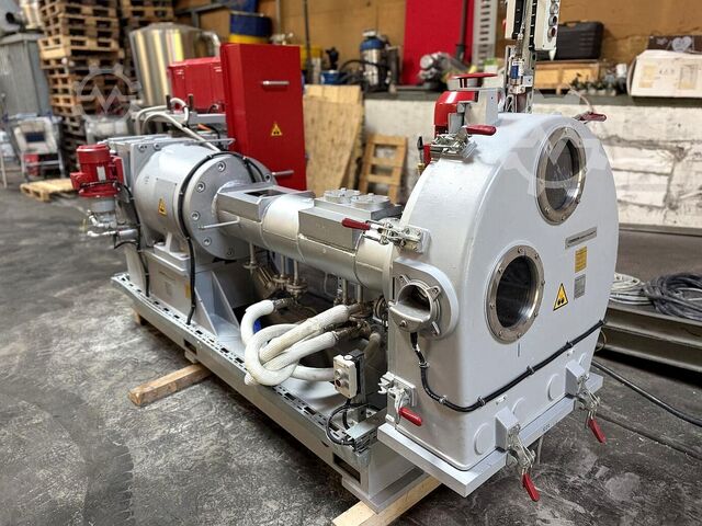 Extruder Coperion EGR 200