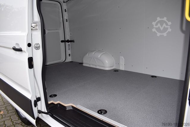 Panel van VOLKSWAGEN Crafter 35 Kasten TDI MR *Normaldach*3-Sitzer