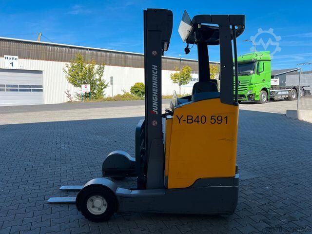 Reachtruck Jungheinrich ETV C16 / Triplex 5.72m / SS / nur 2.836h / 2016