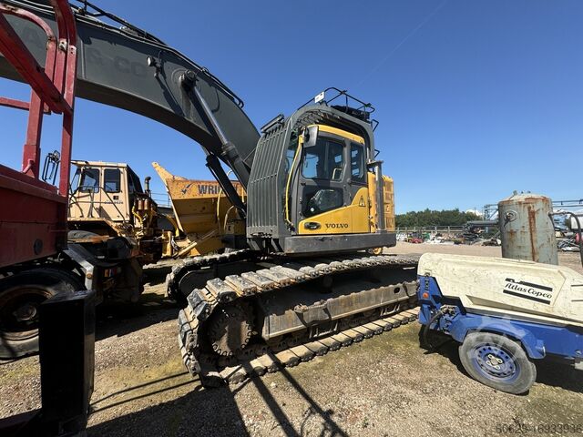 Excavator VOLVO ECR 305 CL