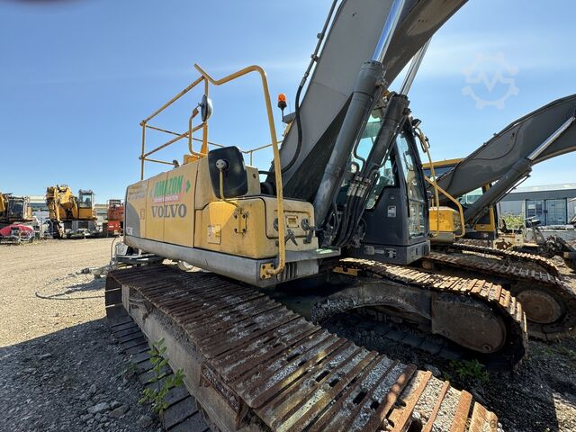 Excavator VOLVO EC 210 CL