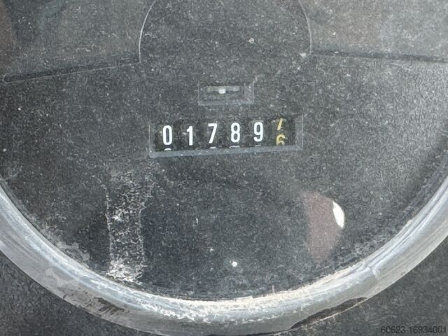 Skid Steer Loader BOBCAT 453