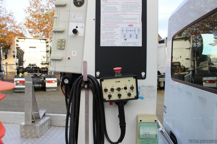 LKW mit Hubarbeitsbühne Renault Master Bühne KLUBB 11m 2 Personen Korb 200kg