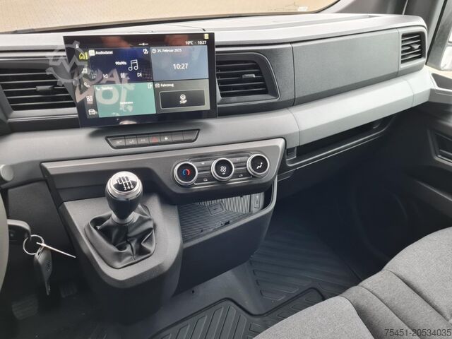 Transporter mit Koffer Renault Master 35 Möbel Koffer KLIMA Automatik 10 Pal.