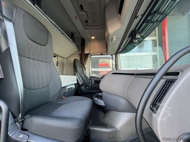 Swap body truck DAF XF 450 Euro6 Klima Retarder ACC 2xAHK Liftachse