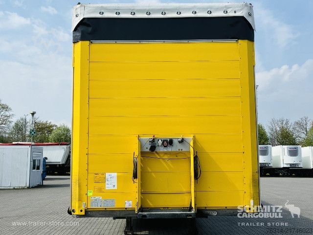 Open semitrailer with tarp Schmitz Cargobull Curtainsider Standard Getränke