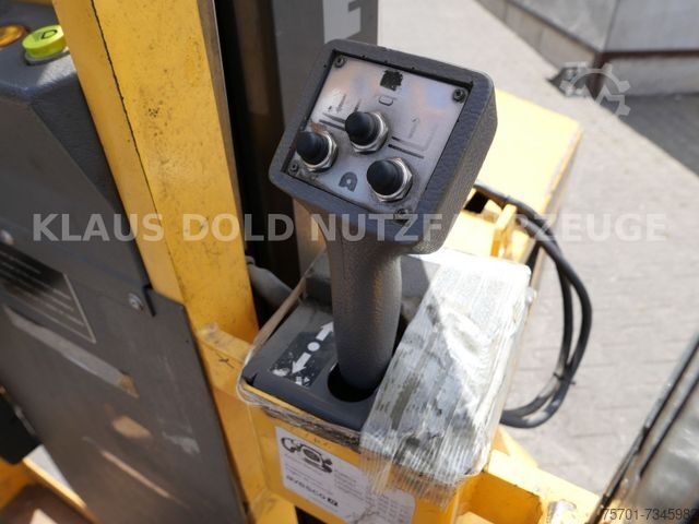 Narrow-aisle forklift Atlet APC 100 Elektro Hochregalstapler