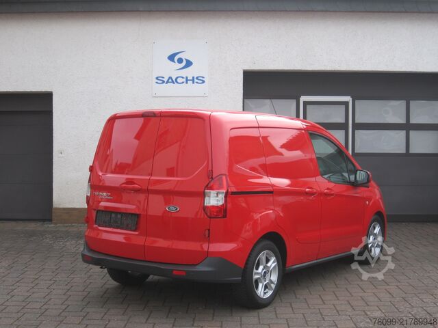 Kastenwagen Ford Courier Limited Navi Kamera 2xSchiebetür
